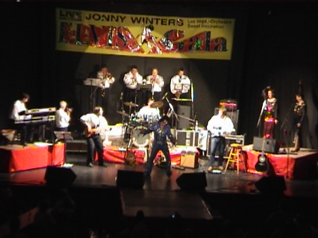 Jonny Winters mit D.J. Fontana